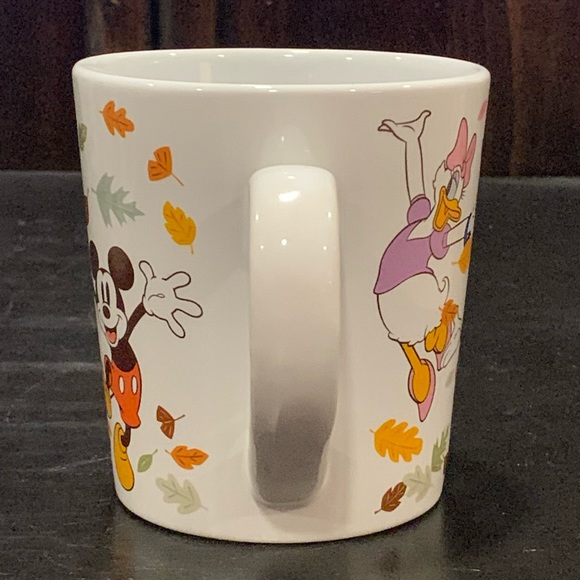 Mickey and Friends Harvest Hoopla Mug - Autumn Leaves Minnie Donald Goofy Pluto - Picture 9 of 12